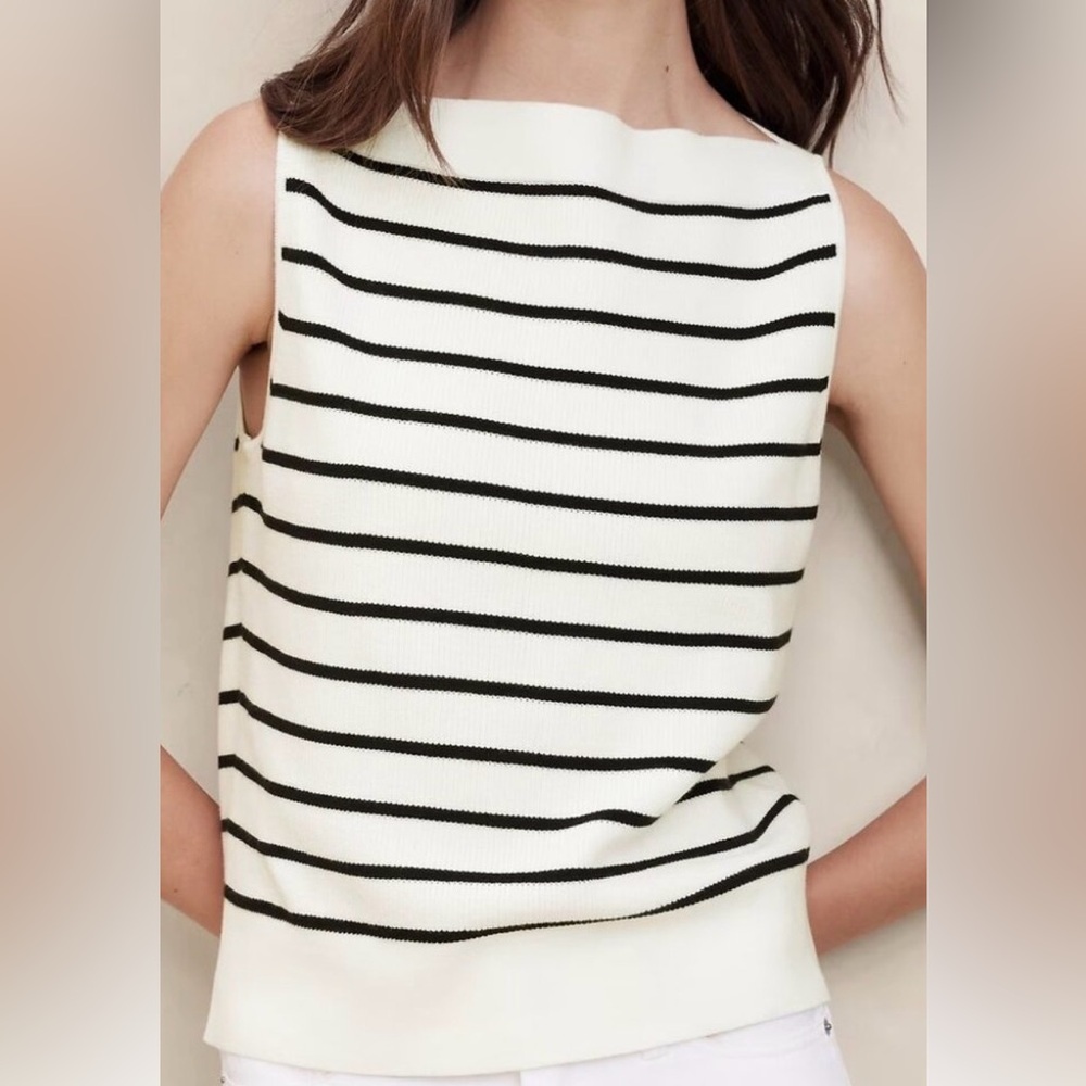 Banana Republic Factory Black and White Boatneck Sleeveless Top